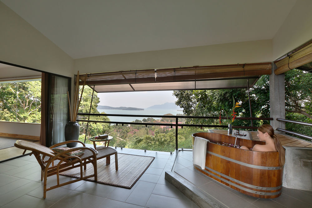 Ambong Rainforest Retreat Pantai Tengah  외부 사진