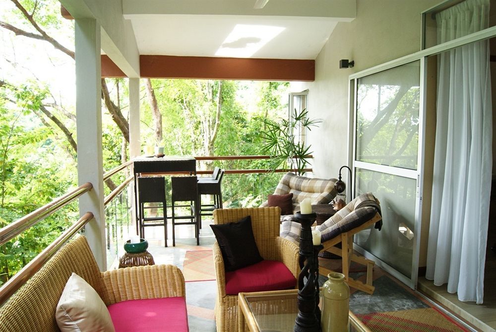 Ambong Rainforest Retreat Pantai Tengah  외부 사진